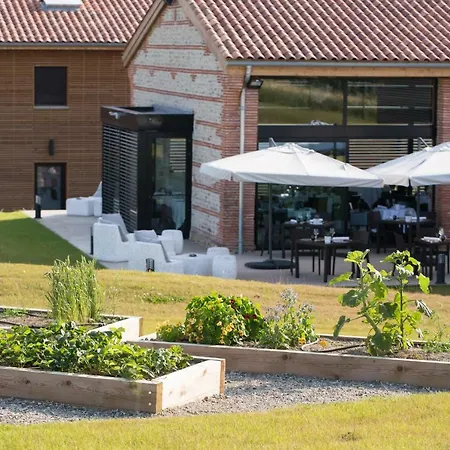 恩马基酒店 酒店 4*