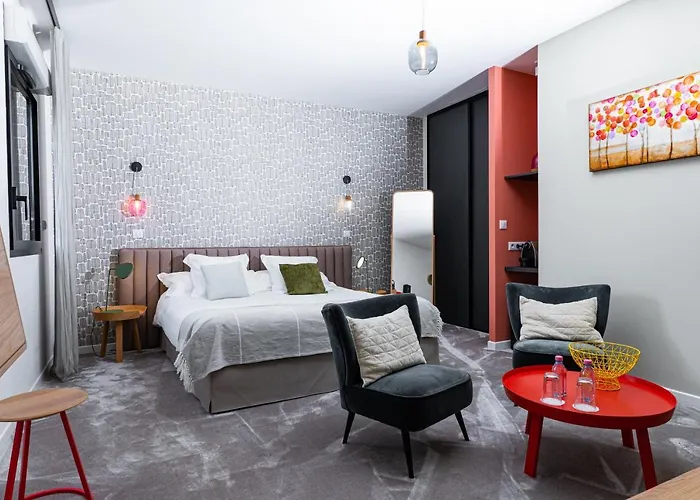 Hotel En Marge Aureville