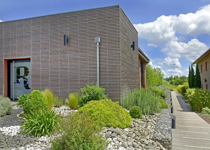 En Marge 4* Aureville